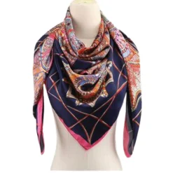 BÆLTEKOMPAGNIET Silketørklæde 136 Blue Marine