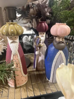 BUNGALOW 3 Wise Kings Ruby