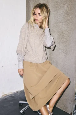 CO' COUTURE Anya Pleat Skirt Khaki