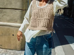 HEYANNO Play Patch Vest Travertine