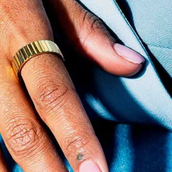 HOUSE OF VINCENT Eternal Stair Ring