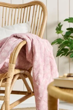 IB LAURSEN 19213-38 Quilt Cathy Rosa