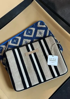 LUNA MOON Laptop Sleeve Svinkloev Black