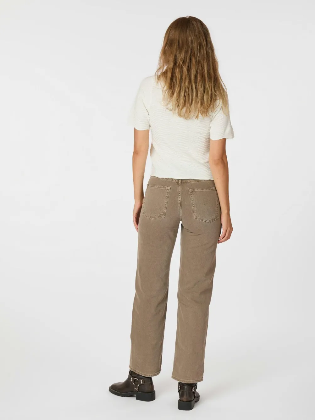 NEO NOIR Soko Wave Knit Tee Off White