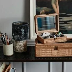 NORDAL Smykkeskrin Med Glaslåg 16x21 Cm