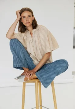 PROJECT AJ117 Sandie Sand